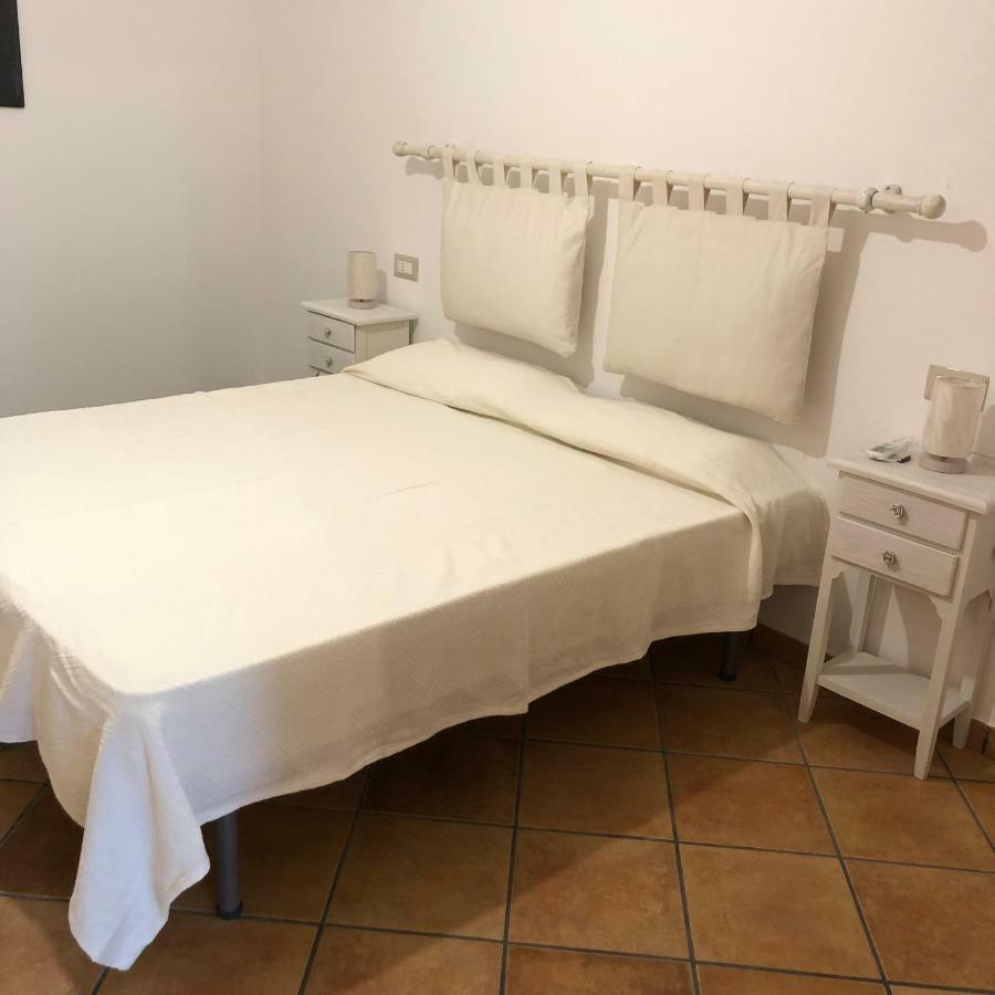 شقة Casa Della Nonna San Giovanni Suèrgiu المظهر الخارجي الصورة