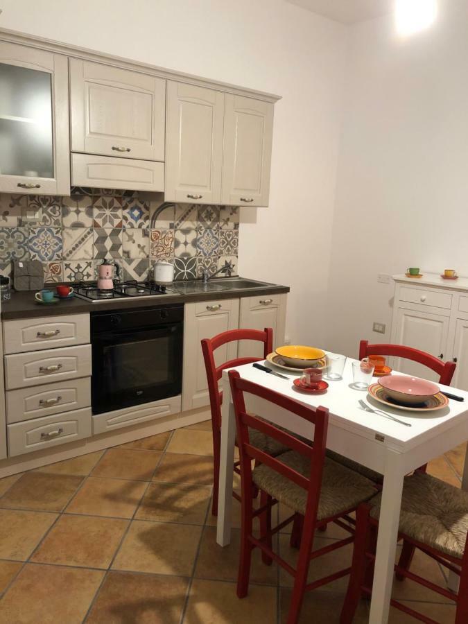شقة Casa Della Nonna San Giovanni Suèrgiu المظهر الخارجي الصورة